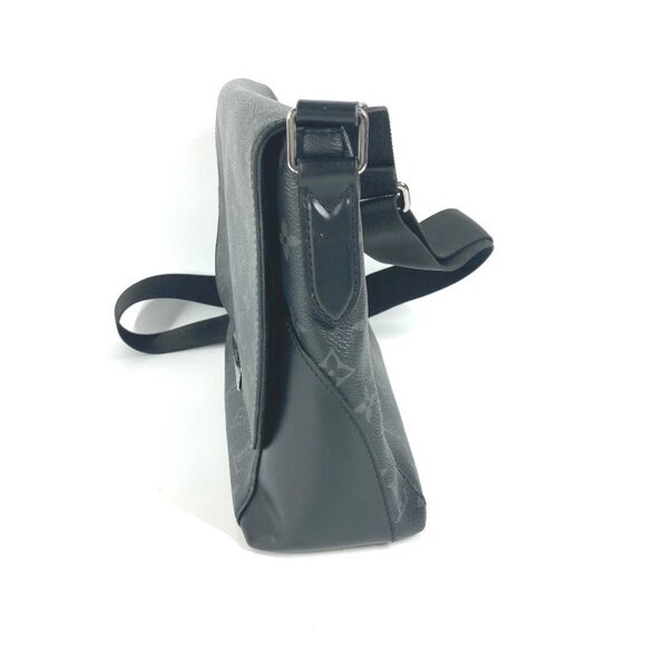 LOUIS VUITTON M40539 MonogramEclipse Messenger ExplorerMM Crossbody Shoulder Bag - Picture 15 of 16